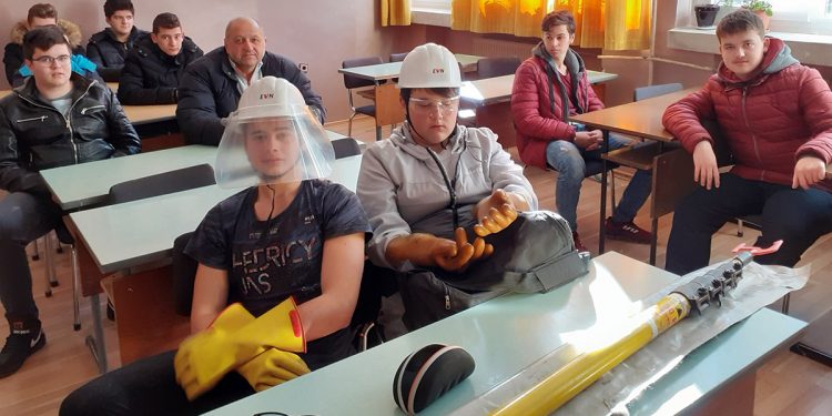 Бъдещето е в дуалната форма на обучение