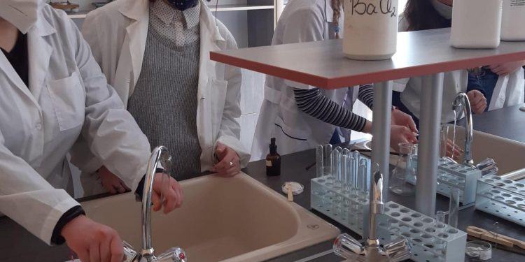 Училището вселена