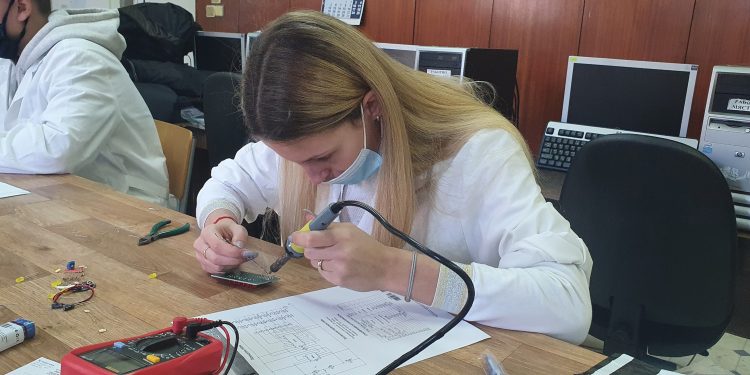 Съвременната  песен на колелетата