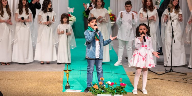 Силата на патриотичната песен