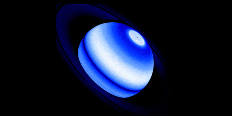 Ледените пръстени на Сатурн го нагряват