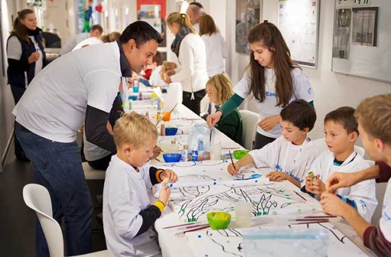 „Наука на сцената“ с девето издание