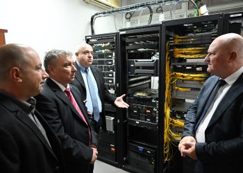 УНСС с Център за иновативни  образователни технологии