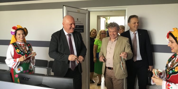 Над 1000 преподаватели подготвят бъдещи учители чрез иновативни технологии