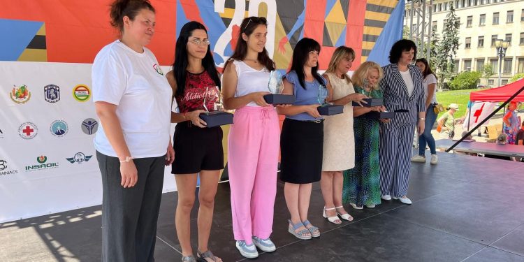 12 училища и детски градини с награди за инициативи за безопасност на движението