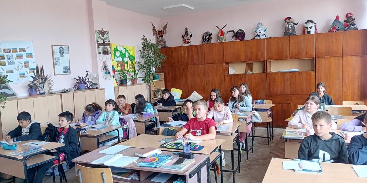 С подкрепа за всяко дете