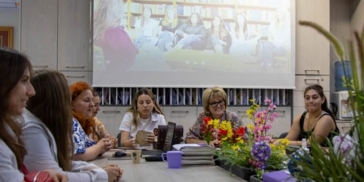 На закуска с директора