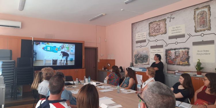 485 учители обучени по „Успех за теб“