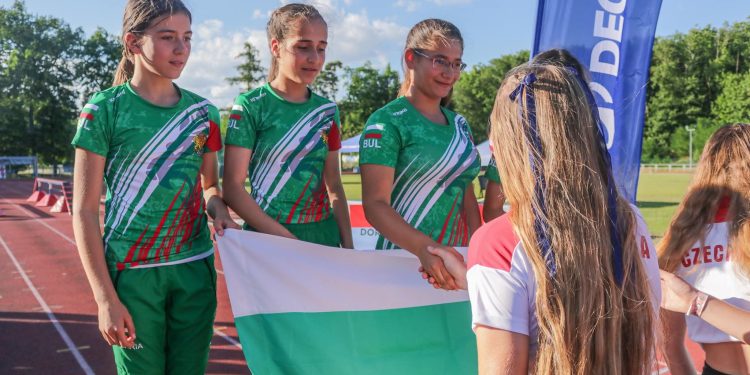 Отличия за младите ни огнеборци от турнир в Чехия