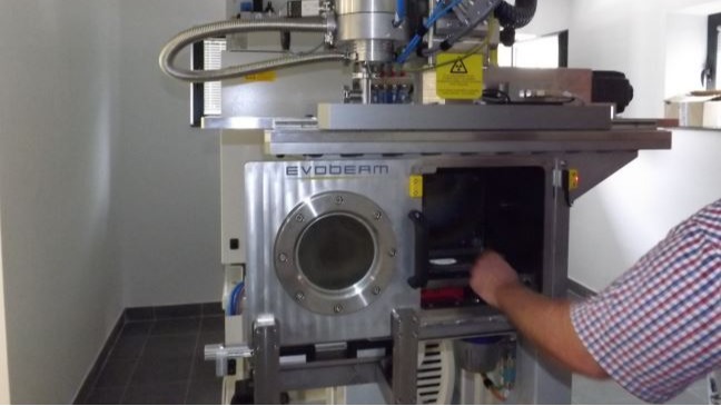 Български учени разработиха повърхностни покрития и сплави за авиацията и космическите технологии