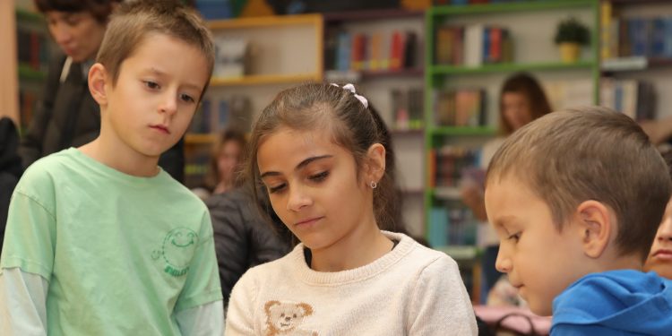 „Вълшебните обувки на Кая“ ще стъпят и във Варна