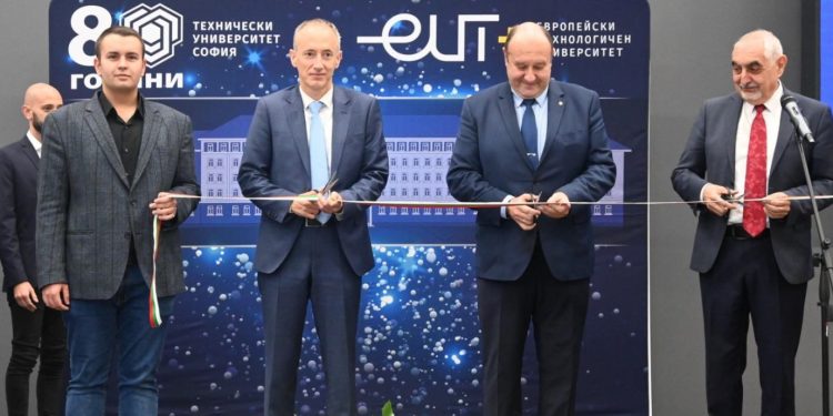 Модерна високотехнологично оборудвана зала с 600 места отвори врати в Техническия университет в София