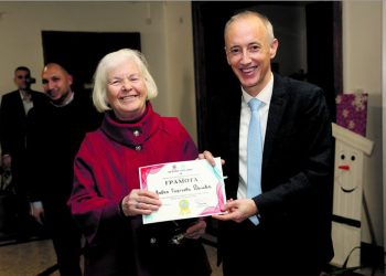 „Извънкласната работа е от изключително значение, за да идват децата на училище“, казва образователният медиатор Любка Дачева от ОУ „Васил Левски“ в с. Триводици