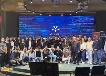 Ученици от Правец разработват проекти с ментори от водещи техкомпании